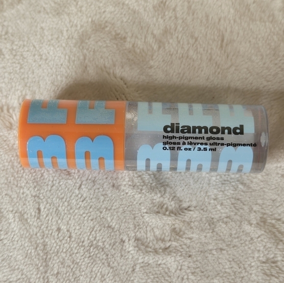 Beauty for Certain High-Pigment Gloss in Diamond - Picture 4 of 6